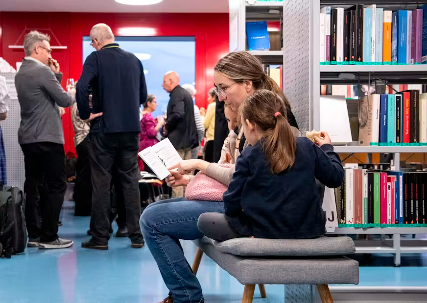 Les patoisants fribourgeois publient un livre pour enfants